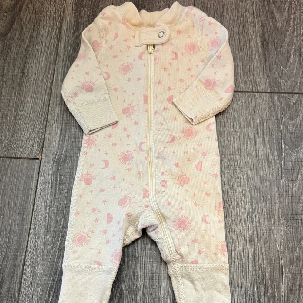 Hanna Andersson Cream Footies with Black and Pink Patterns - Picture 6 of 6